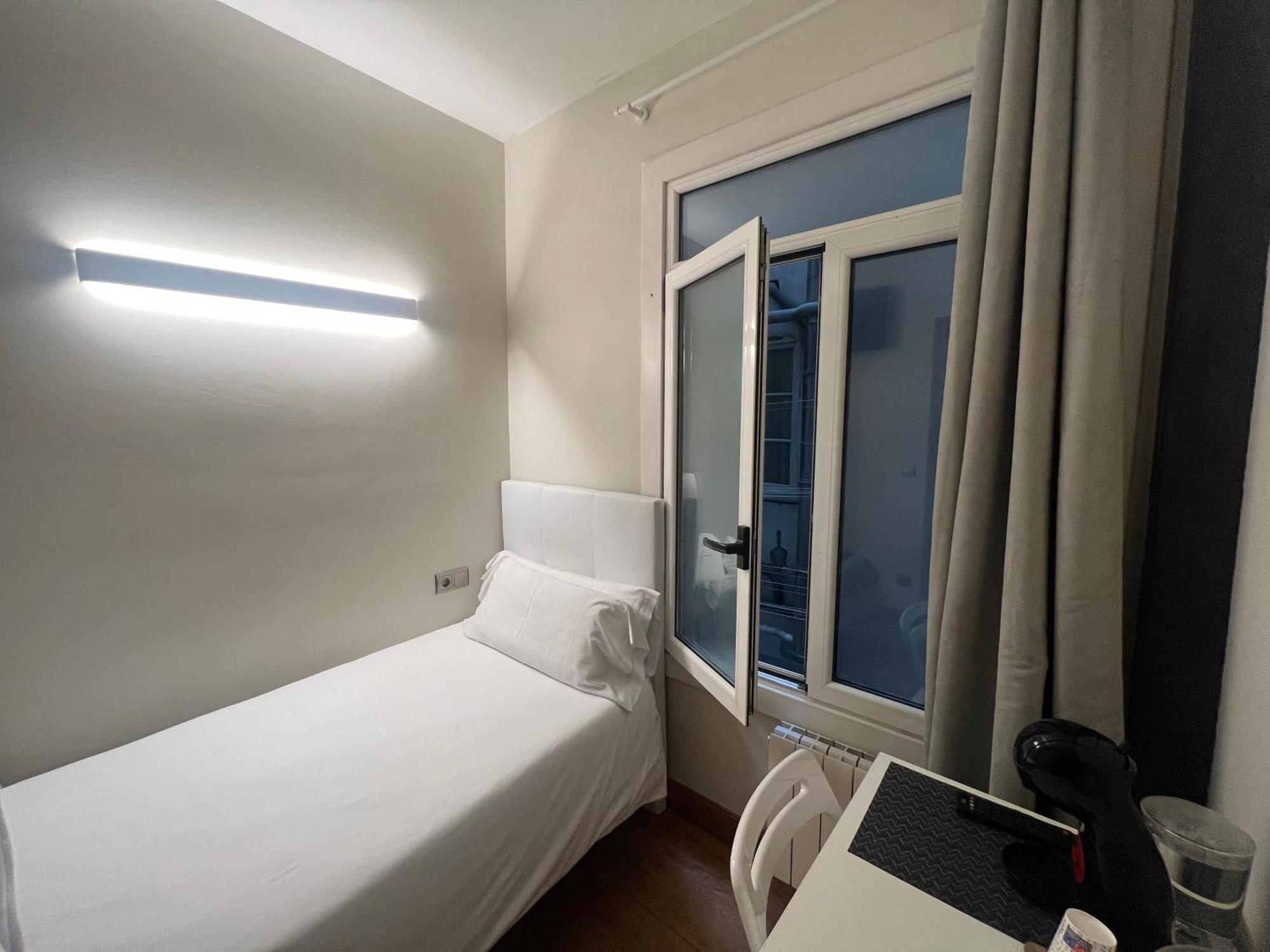 Pension Artea San Sebastián Eksteriør billede